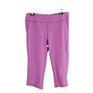 𝅺under Armour heat gear cropped workout pants
